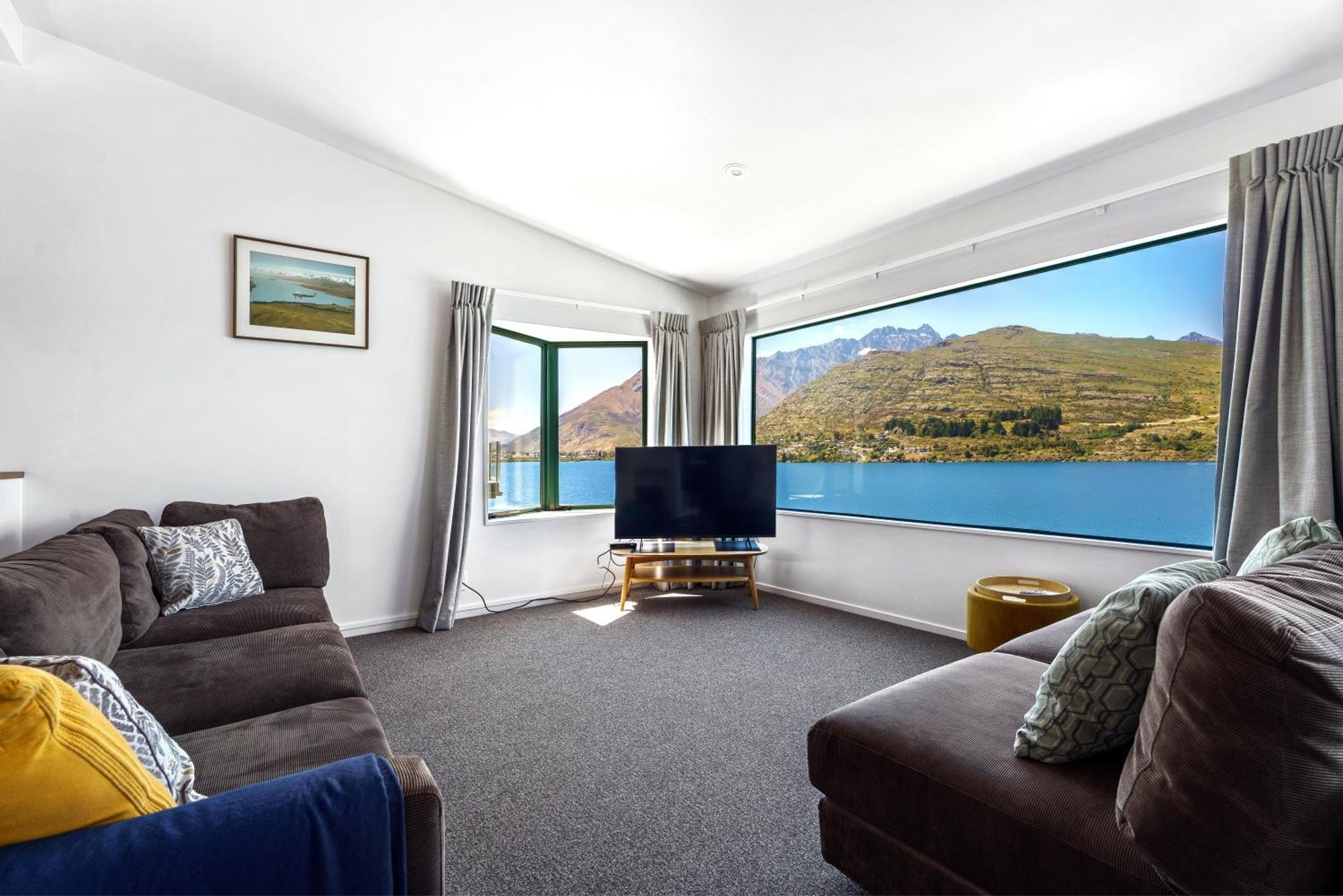 Lakefront Living At Remarkables Retreat - Eight كوينستاون المظهر الخارجي الصورة